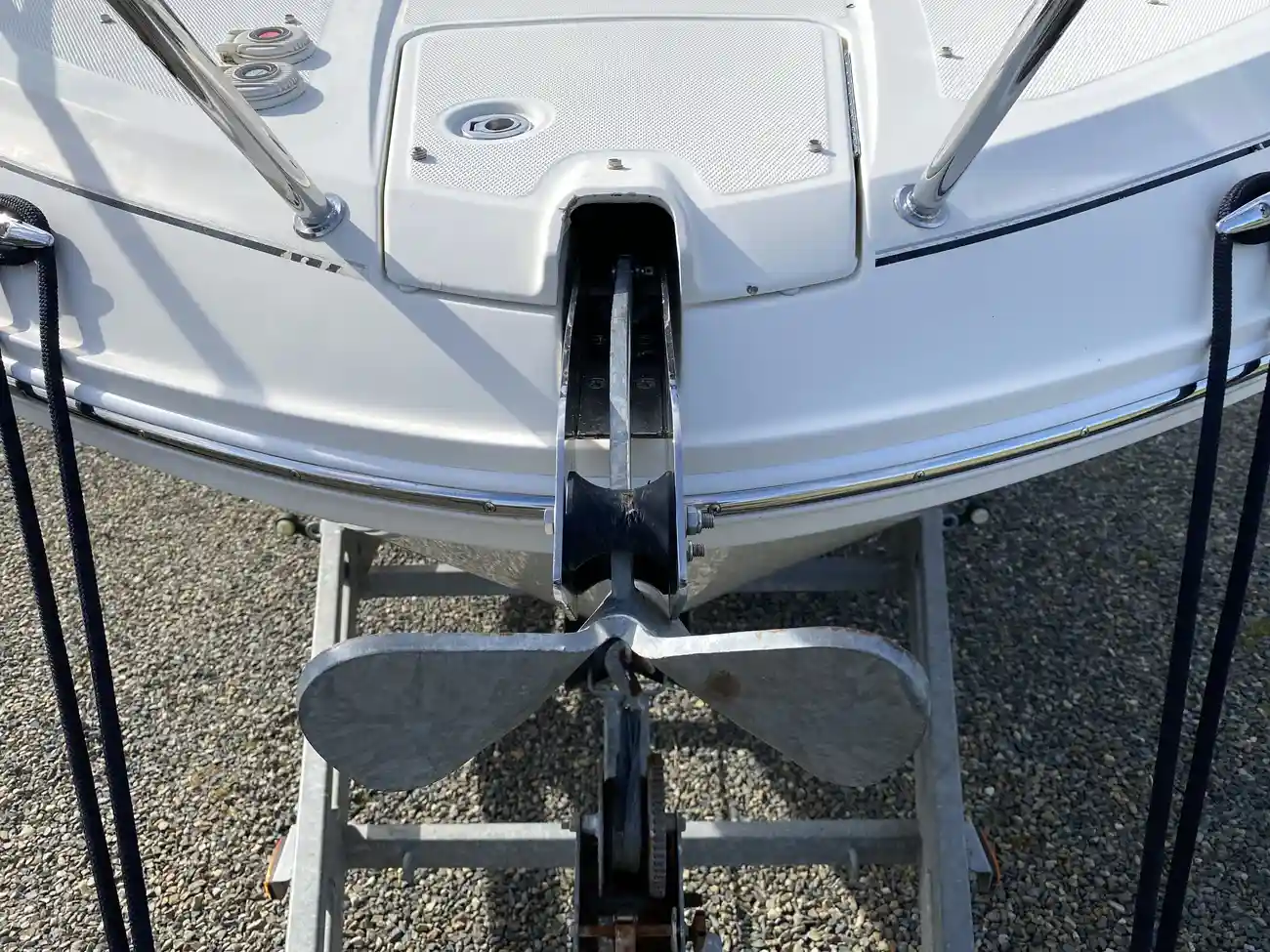 Bayliner VR5 Cuddy - Image 19
